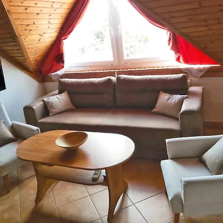 Apartment Hangulat Vendeghaz / *